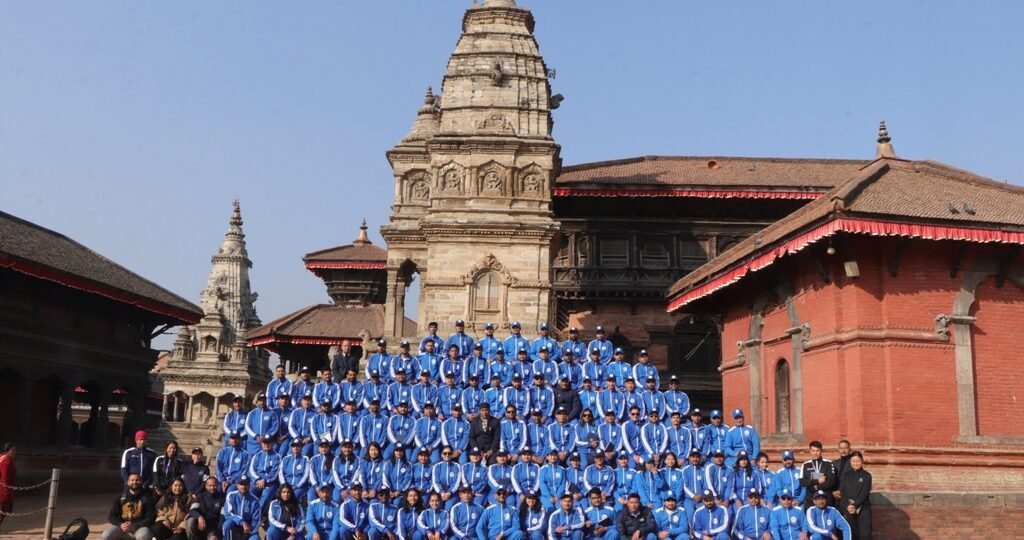 नवप्रवेशी शाखा अधिकृतहरुको टोलीद्वारा भक्तपुरका सांस्कृतिक सम्पदाहरु अवलोकन