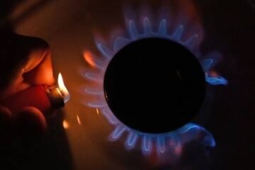 EU ले रूसी ग्यास कटौती गर्ने कदम चाल्यो – मूल्य कसले तिर्नेछ?