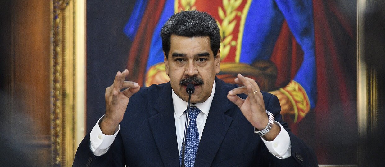 नायकहरू, तानाशाहहरू, र मादुरो अघि ल्याटिन अमेरिका