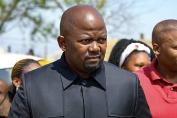 दक्षिण अफ्रिकी कम्युनिष्ट पार्टीले वामपन्थी समूहहरूको सम्मेलन आयोजना