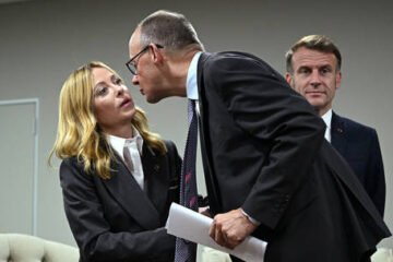 जर्मनीले फ्रान्सलाई छाडेर इटालीको लागि गठबन्धन