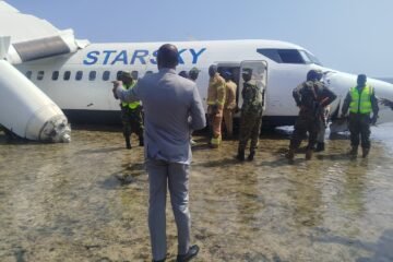 सोमालियामा यात्रुवाहक विमानले आपतकालीन पानीमा अवतरण