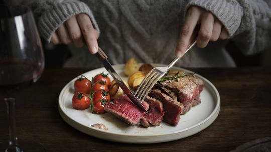 फ्रान्सले मासु निर्यातमा समस्याको समाना