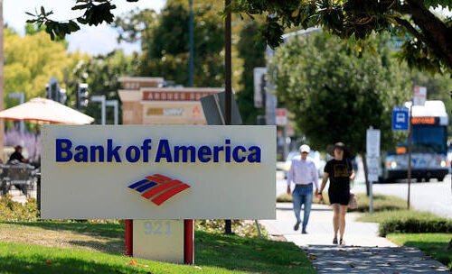 ट्रम्पले बैंकहरूलाई नागरिकता डेटा सङ्कलन गर्न आदेश