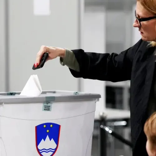 स्लोभेनियाको चुनाव देशको ‘पहिचान’को लडाईं