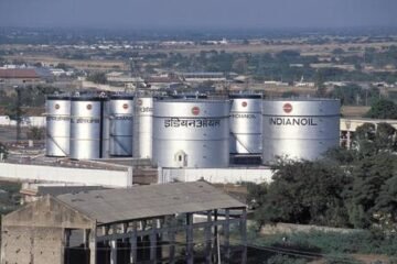 भारतले भन्यो कि रूसी तेल किन्न अमेरिकाको अनुमति आवश्यक छैन