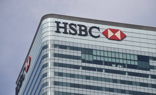 प्रमुख ब्रिटिश बैंकले मानव कामदारहरूलाई एआईले प्रतिस्थापन गर्ने