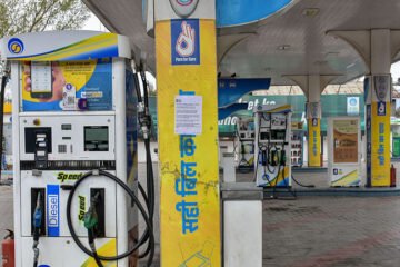 भारतले ऊर्जा संकट कम गर्न मट्टीतेल नियमहरु सहज पार्दै