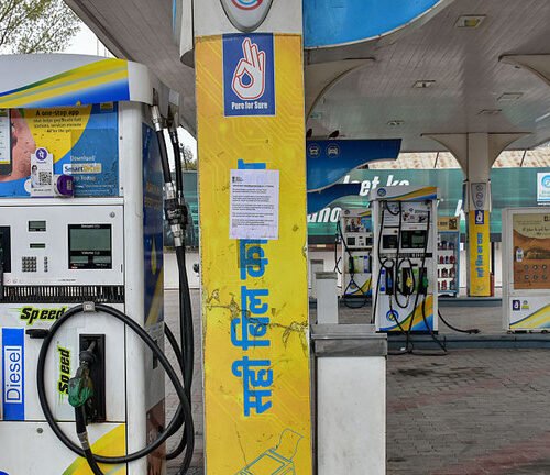 भारतले ऊर्जा संकट कम गर्न मट्टीतेल नियमहरु सहज पार्दै