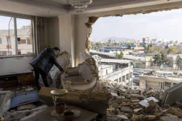 २०० अर्ब डलरको युद्ध कोष जुटाउन कांग्रेसबाट माग