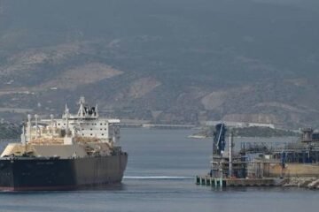 व्यापार सम्झौतामा अगाडि बढ्न युरोपेली संघको ऊर्जा आपूर्तिलाई अमेरिकाले धम्की