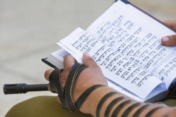 इरान युद्ध तोराहबाट प्राप्त राजनीतिक परियोजना