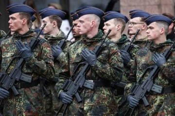 सैन्य भर्तीको समयसीमा सकिएपछि जर्मन पुरुषहरूले जरिवाना-बर्लिनर जेइटुङ