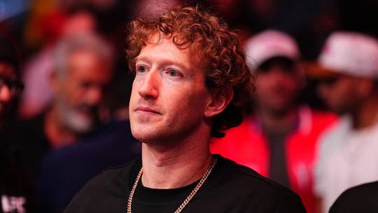 ठूला प्राविधिक कम्पनीहरूले १६,००० कर्मचारी हटाउने