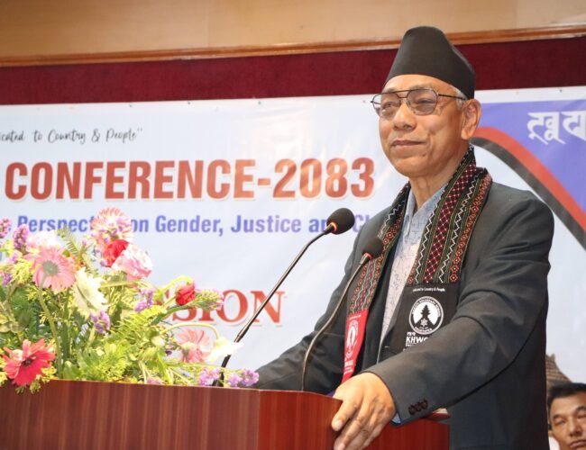 ‘पार्टी भिन्न भए तापनि शासक पार्टीहरूको नीतिमा तात्विक भिन्नता छैन’