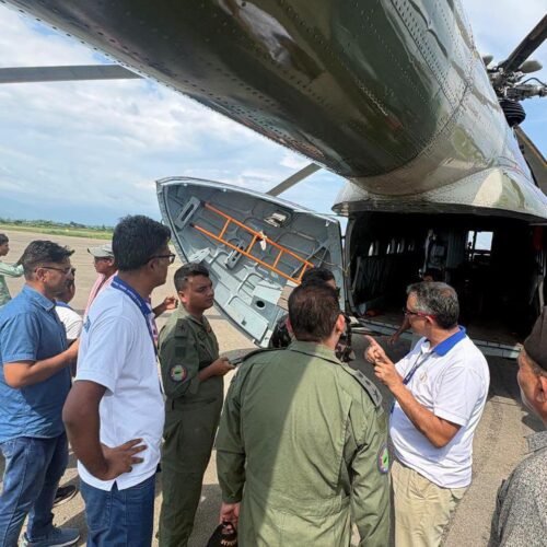 बडीमालिकामा टेलिफोन र इन्टरनेट विस्तारका लागि हेलिकप्टरमार्फत् उपकरण ढुवानी