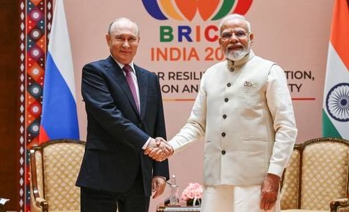पुटिनले सम्बोधन गर्दै ब्रिक्स ‘कसैको विरुद्धमा होइन,’ शिखर सम्मेलन सुरु