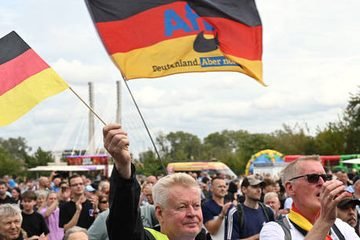 AfD ले जर्मनमा राजनीतिक जोडघटाउ प्रयास