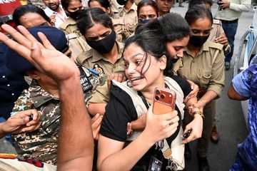 ‘जनतालाई जवाफ खोज्ने अधिकार छ’: भारतमा मोदी सरकारको जनता दमन नीति